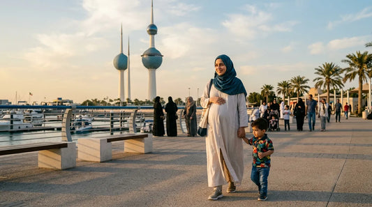 How Kuwaiti Moms Style Maxi Dresses During Pregnancy?